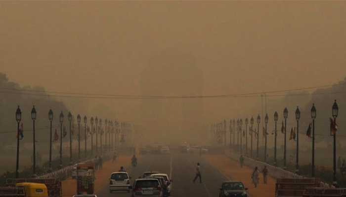 Delhi records moderate air quality, may turn poor by Monday