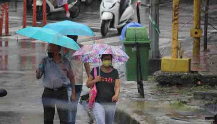 IMD issues Heavy Rain Alert in South and snowfall in North India