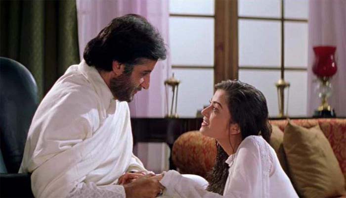 Mohabbatein clocks 20 Years: Amitabh Bachchan calls it a roller coaster of emotions
