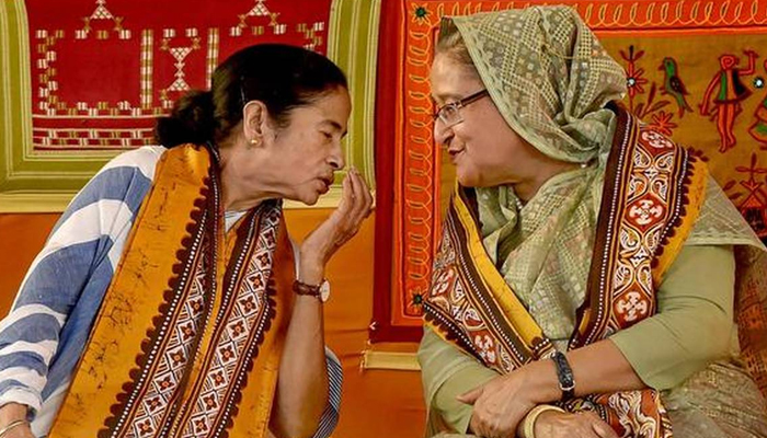 Bangladesh PM sends puja gifts to Mamata Banerjee