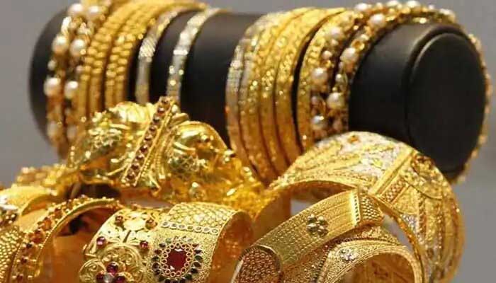 Gold-Silver Price Today: Gold rates fall again; Check Prices here!