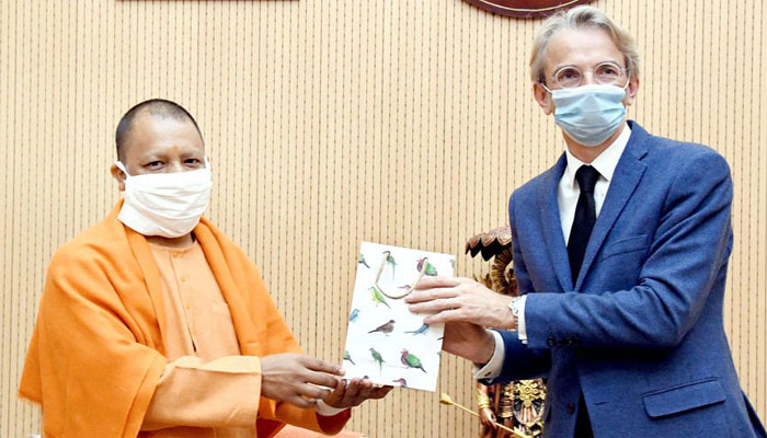 French ambassador meets UP CM Yogi Adityanath, visits Gorakhnath temple