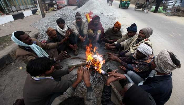 Weather Update: Cold wave grips North India; IMD Issues alert