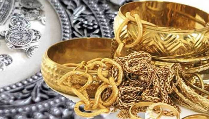 Gold Price Today: Yellow Metal rates fall to Rs 11500, Check Price!