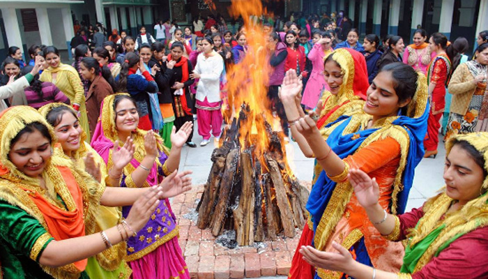 Happy Lohri 2021: Date, Shubh Muhurat and Significance of the festival