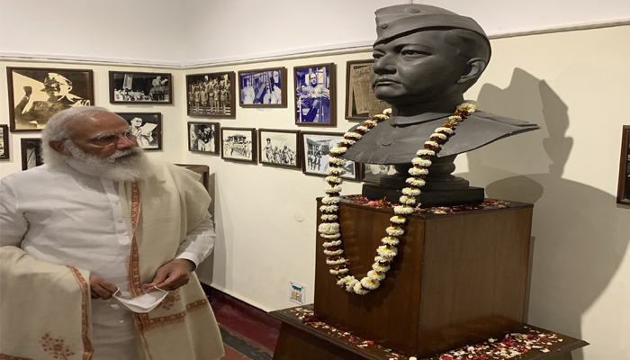 PM Modi in Kolkata, says India bows to the great Netaji Subhas Chandra Bose