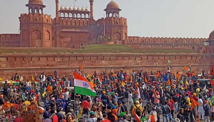 Farmers Tractor Rally turns violent: Protesters enter Red Fort Complex