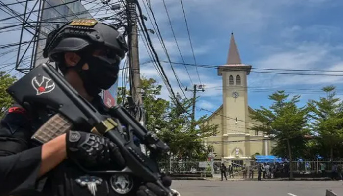 Suicide attack in Indonesia; Worshippers wounded in Church