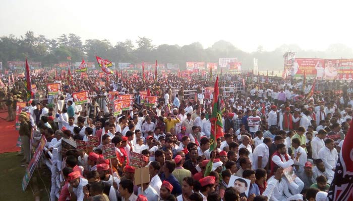 akhilesh-rath-yatra3_2016