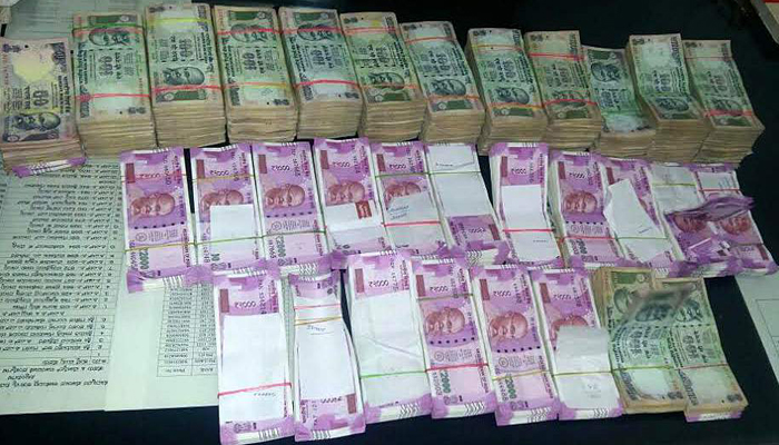 Demonetisation: Kerala police seize Rs 39.98 lakh in new currency