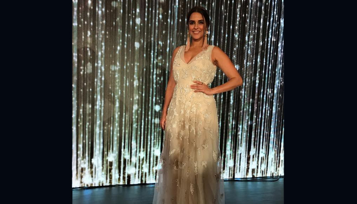 PHOTOS: Neha Dhupia sizzles in FBB Miss India North Zone Finale