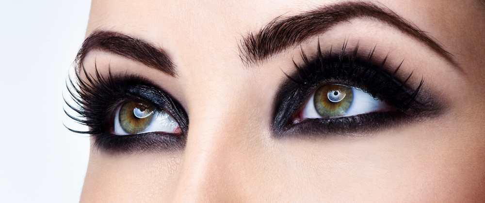 PICTURES | Checkout the latest smokey eye trends to enhance fashion quotient