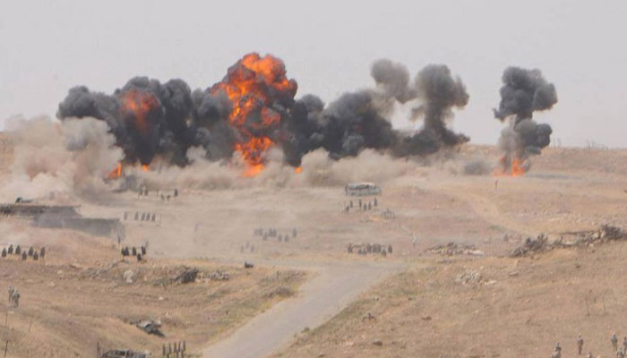 Over 300 IS militants killed in airstrikes by Iraqi military