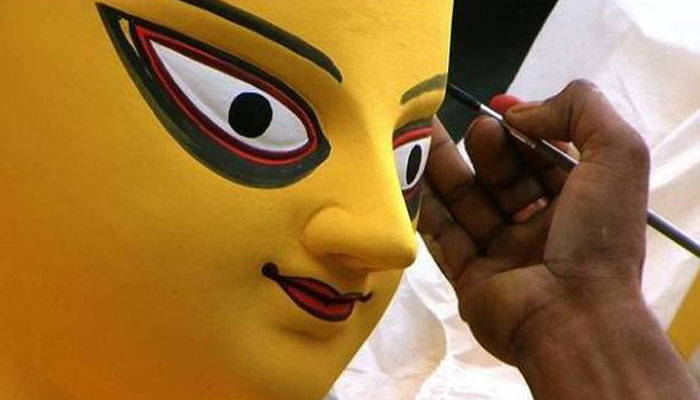 Durga Puja in Bengal with trans-boundary trysts and twists