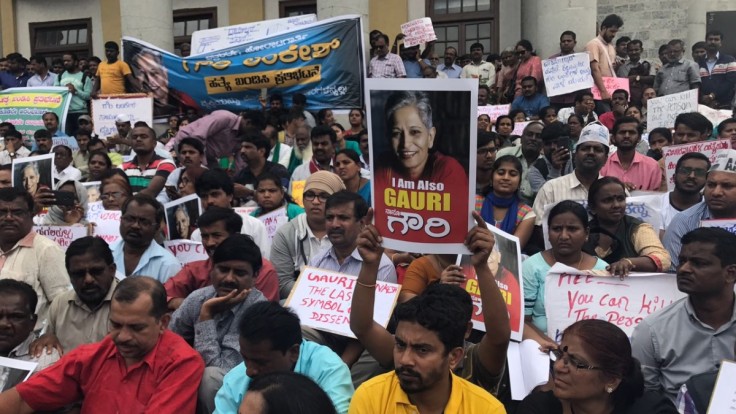 Gauri Lankesh Murder | Hundreds of people protest in Bengaluru