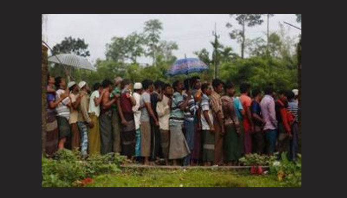 Lack of toilets, water pumps complicating Rohingya crisis