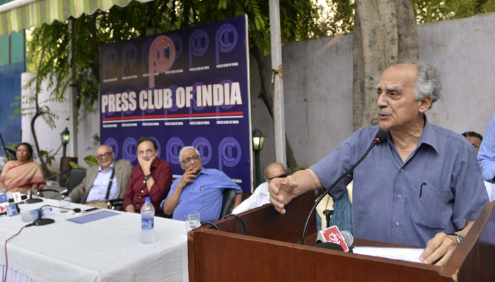 Supporting Narendra Modi to be the PM was a mistake: Arun Shourie