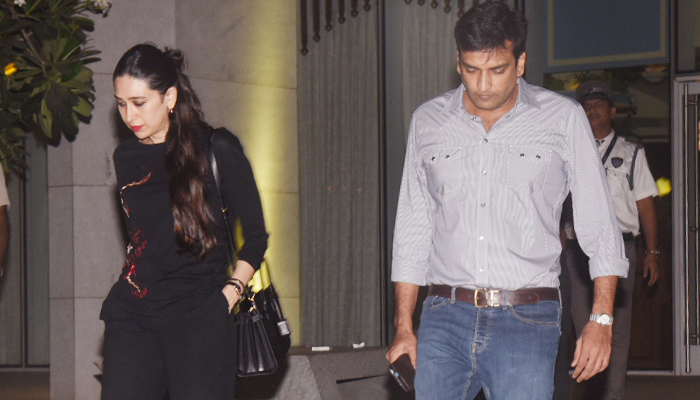 SPOTTED: Karisma Kapoor, Sandeep on a romantic dinner date!