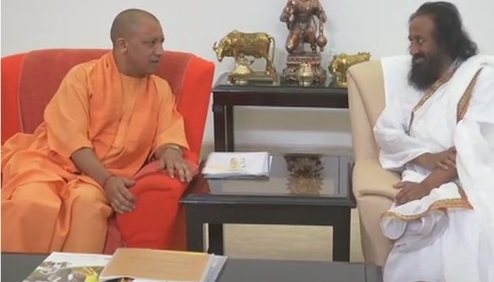 Sri Sri Ravi Shankar Meets CM Yogi ahead of his Ayodhya visit