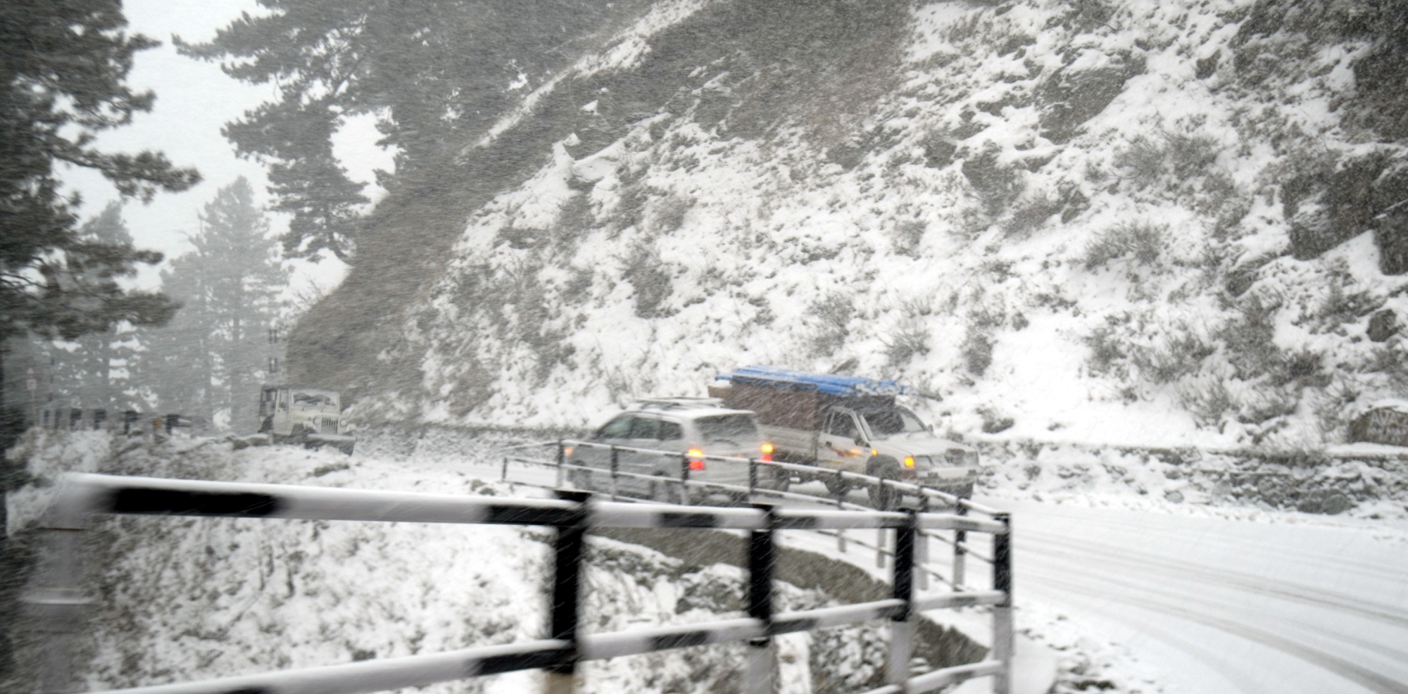 India shivers: Sub-zero temperatures in Kashmir, Leh coldest