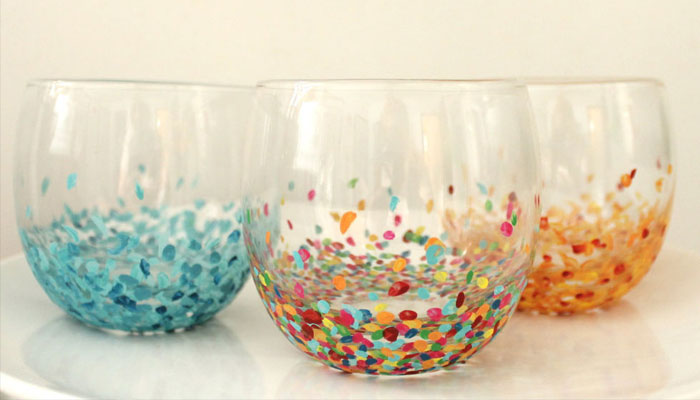 Decorated drinking glasses may contain toxic lead