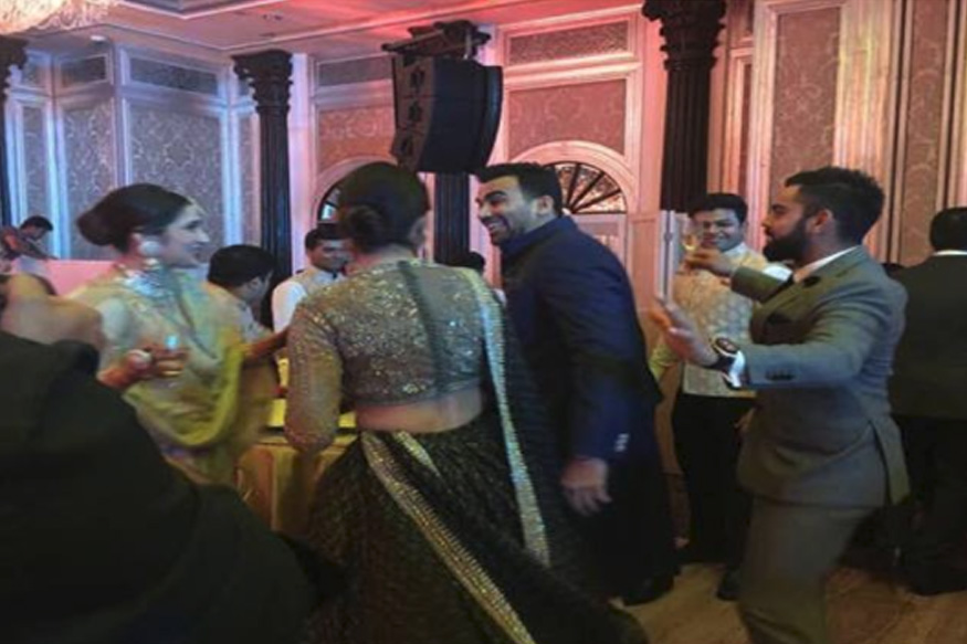 Virat, Anushka charm Zaheers reception, burn dance floor