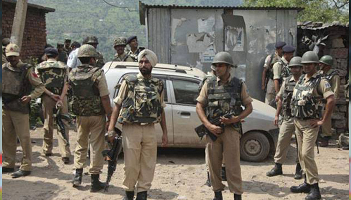 Policeman martyred in Kashmir terrorist attack, one injured