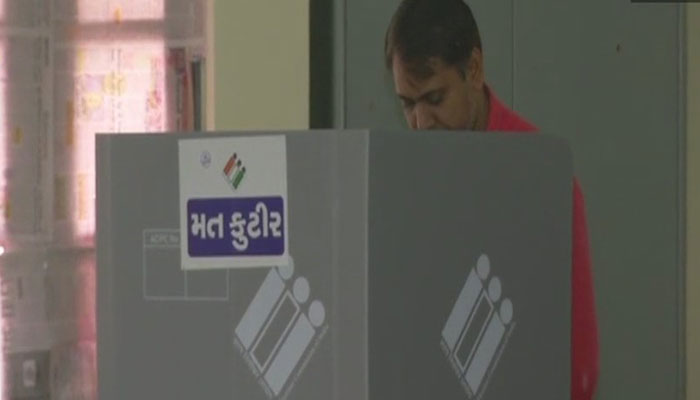 Voting for the first phase of Gujarat assembly elections begins