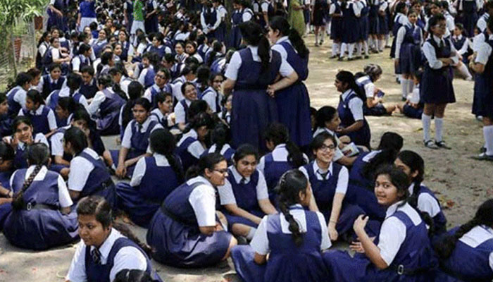 UP government puts restriction on fee hike by private schools