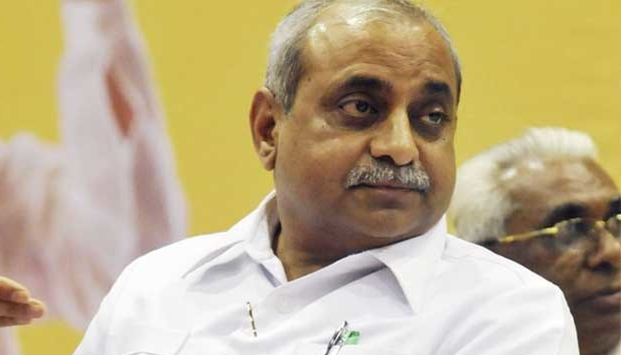 Sulking Gujarat Deputy CM Nitin Patel agrees to resume work