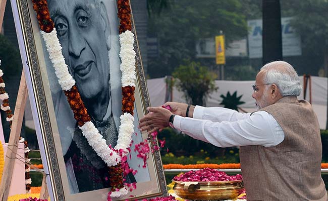 PM pays tribute to Sardar Patel on his death anniversary