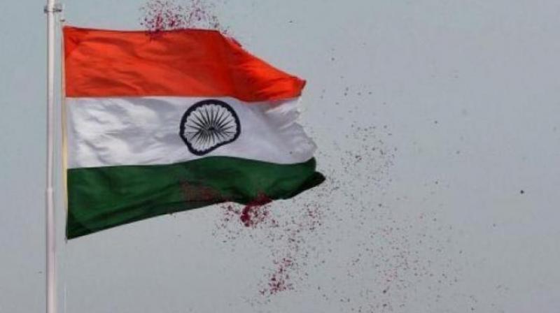 Shiv Sena men detained, bid to hoist tricolour in Srinagar thwarted