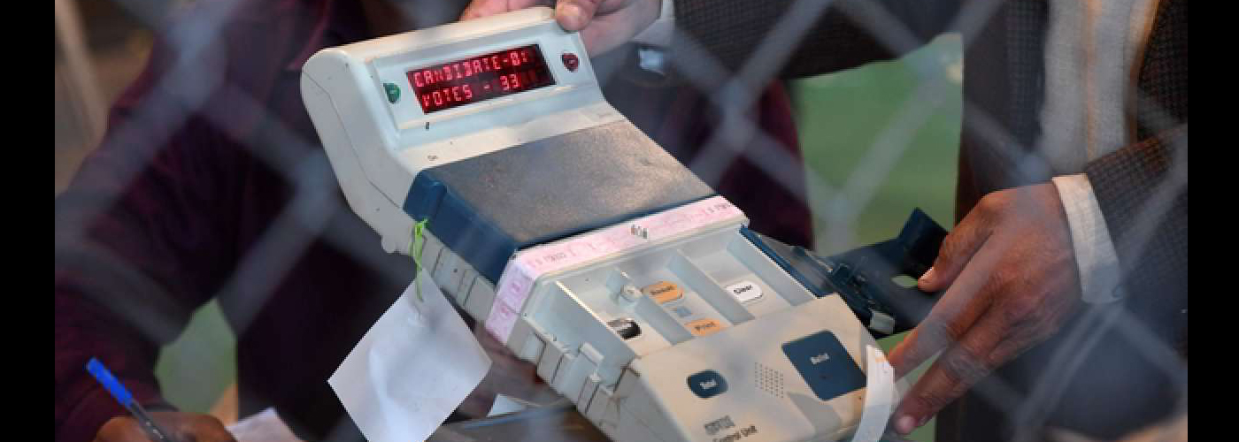 Varied voting in pan-India bypolls; EVMs malfunction in UP, Maharashtra