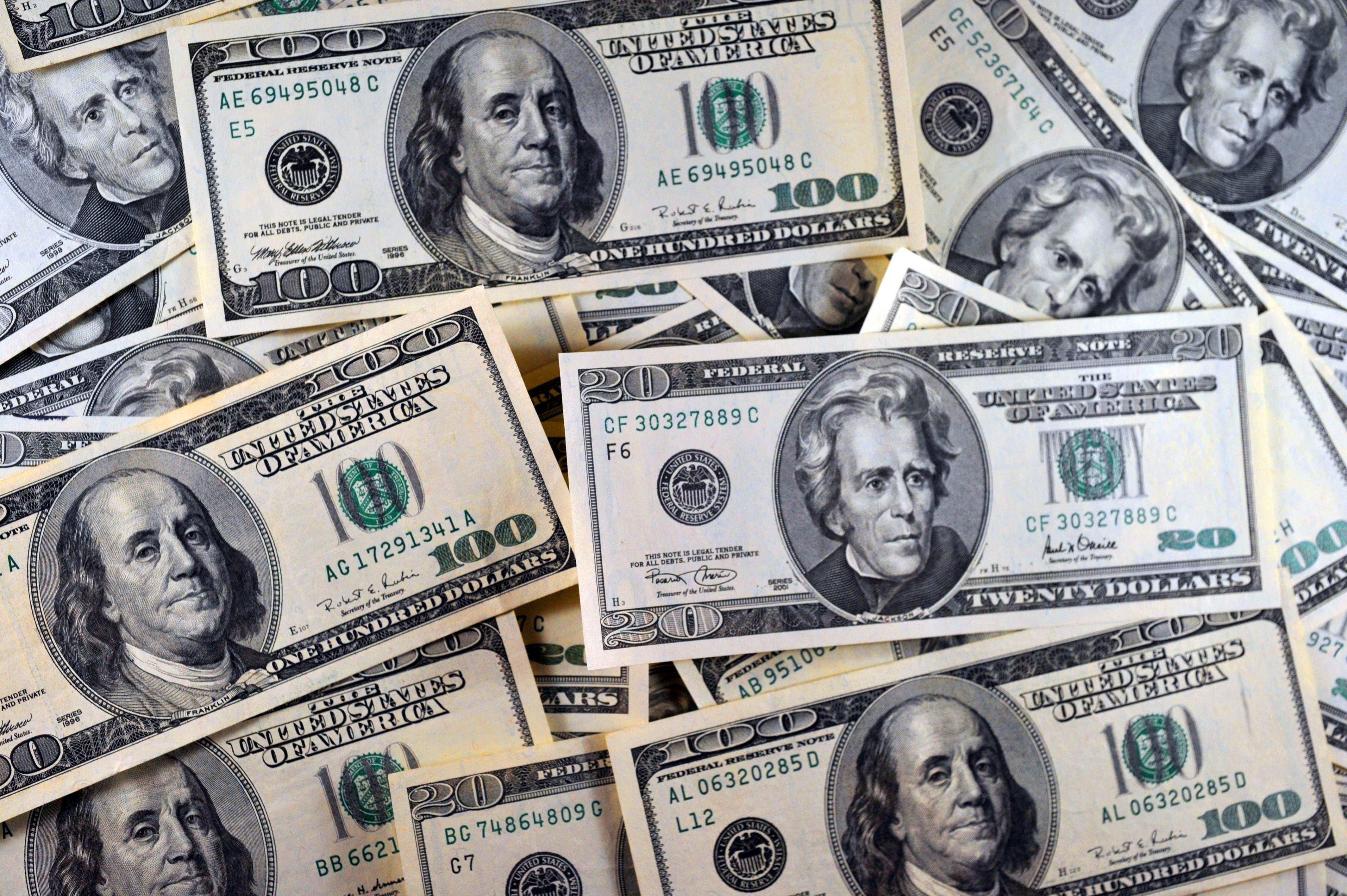 After four day losing streak, US dollar rises amid G7 summit
