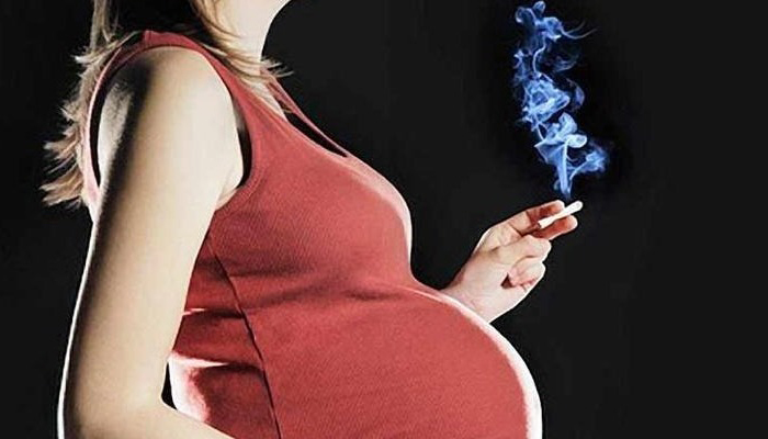 Smoking during pregnancy can cause hearing loss in baby