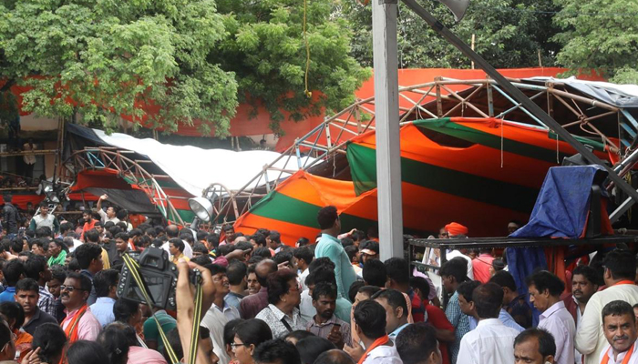 Police book BJP leaders after canopy collapse at Modi rally
