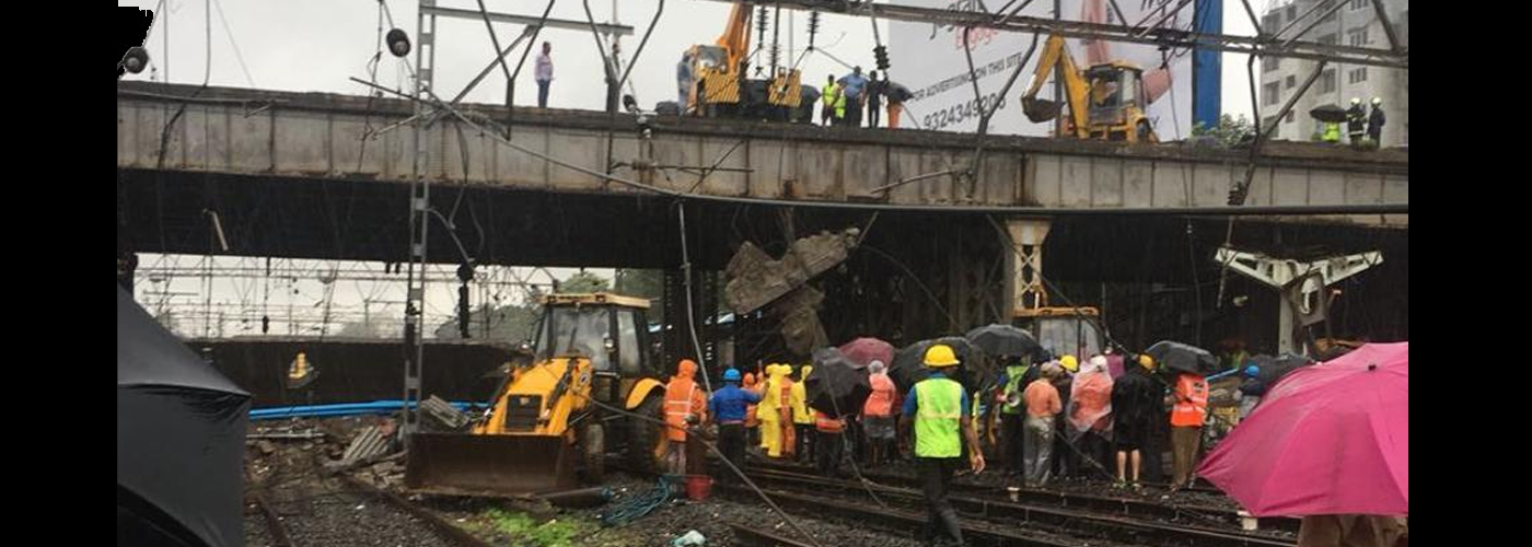 Mumbai bridge crash: Railway Minister orders probe