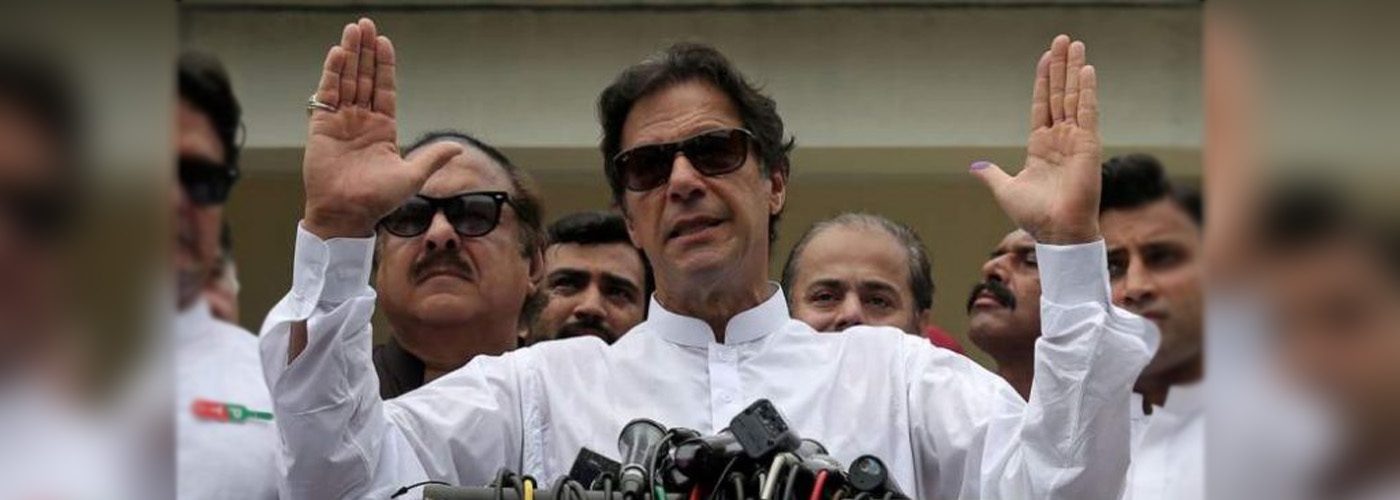 PTI celebrates as Pakistan heads towards hung assembly
