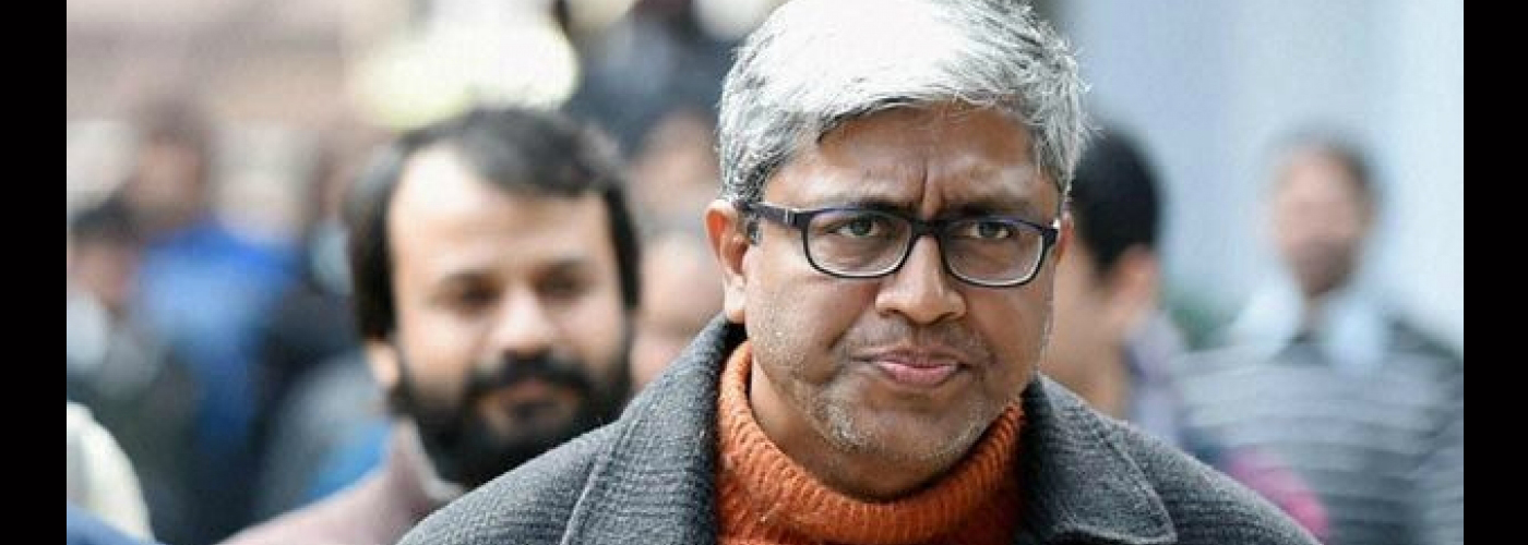 Senior leader Ashutosh quits Aam Aadmi Party (AAP)
