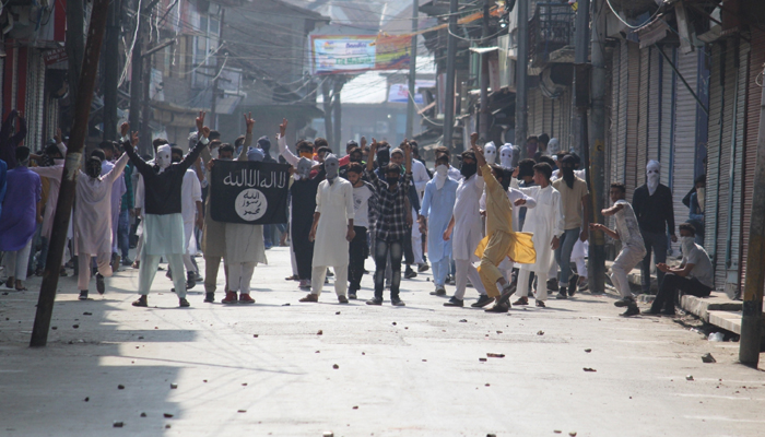 Clashes erupt after Eid prayers in Kashmir Valley