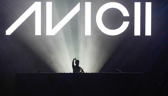 Avicii awarded posthumously at MTV VMAs
