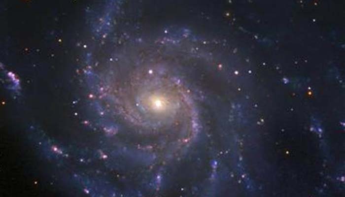 Mexican astrophysicist discovers first galaxies in universe