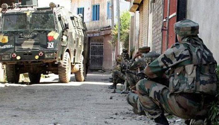 Policeman killed in Srinagar gunfight