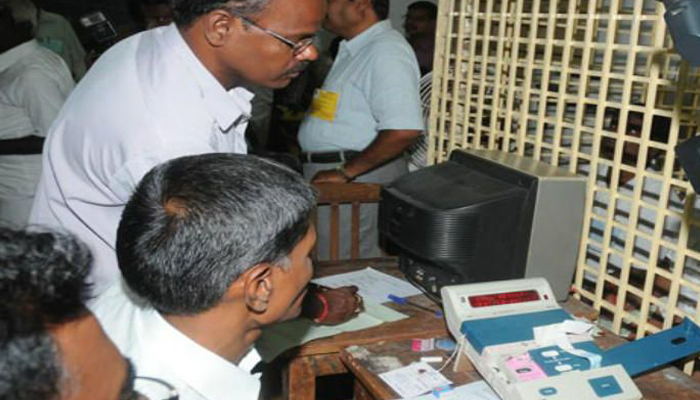 Congress leads in Karnataka civic polls vote count