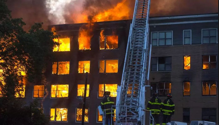 Multiple explosions set ablaze 23 buildings in US
