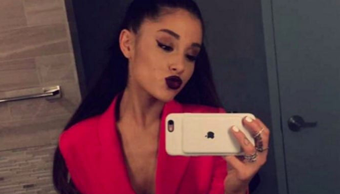 Ariana Grande to stay away from social media