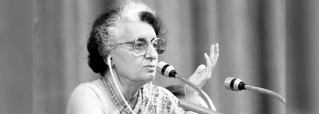 Manmohan, Sonia, Rahul pay tribute to Indira Gandhi