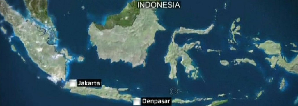 Three dead in Java quake, another 7.0 jolts Papua New Guinea