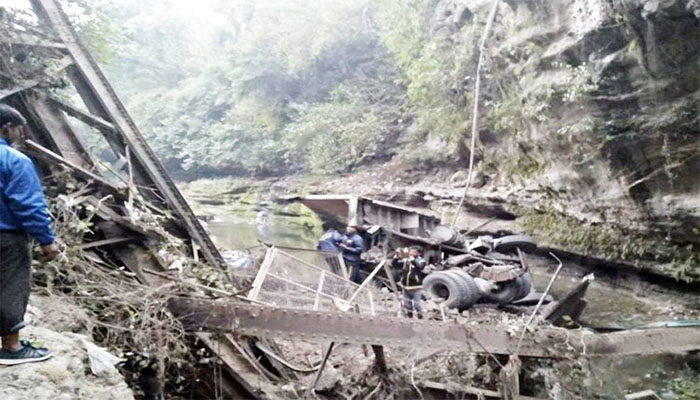 Over 100-year-old Bailey bridge collapses in Dehradun, two killed