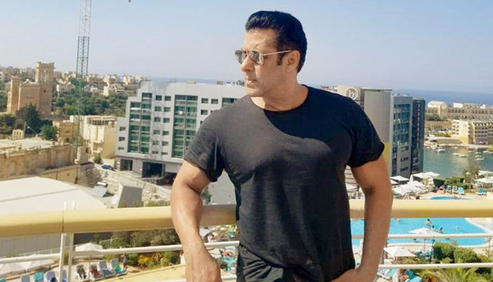 Salman is the most disciplined human being: Sunil Grover